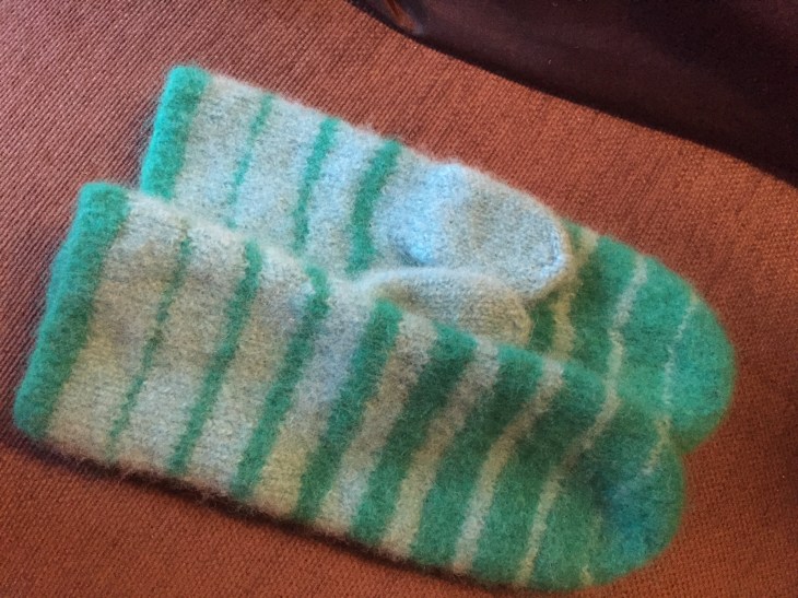 0CFA0EF4-7A1B-4C6B-8960-94A1B82E4944